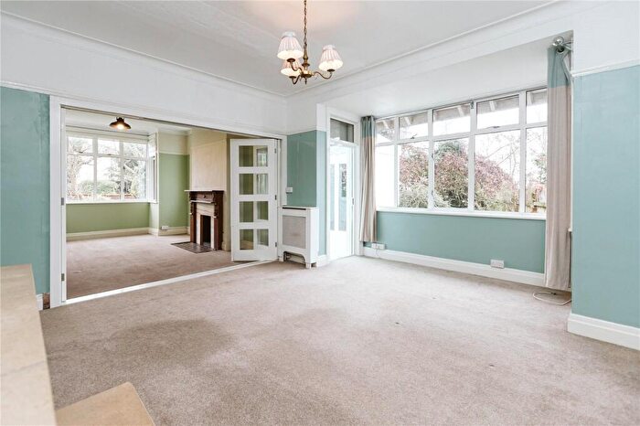 3 Bedroom Semi Detached House To Rent In Westbury Road, Westbury-on-Trym, Bristol, BS9