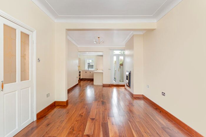3 Bedroom Terraced House For Sale In Ince Avenue, Liverpool, L4