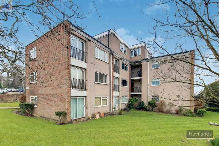 2 Bedroom Flat To Rent In Dunraven Drive, Enfield EN2