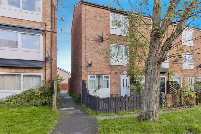 4 Bedroom End Of Terrace House For Sale In Upper Temple Walk, Leicester, LE4