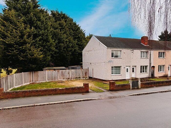 2 Bedroom End Of Terrace House For Sale In Southend, Dunscroft, Doncaster, South Yorkshire, DN7