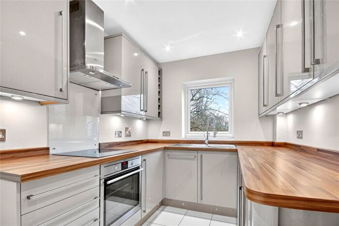 2 Bedroom Apartment To Rent In Chapel Lane, Binfield, Bracknell, Berkshire, RG42