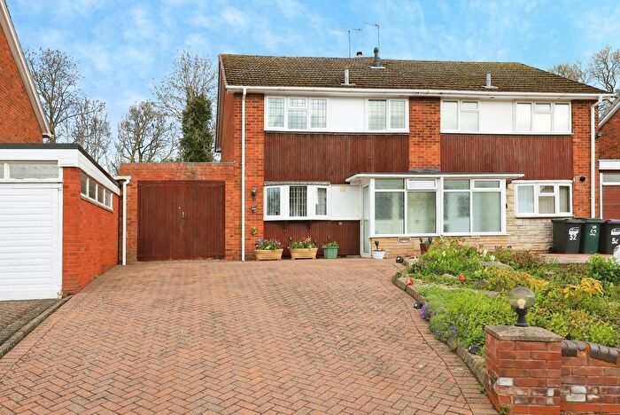 3 Bedroom Semi Detached House For Sale In Woodland Close, Albrighton, Wolverhampton, Shropshire, WV7