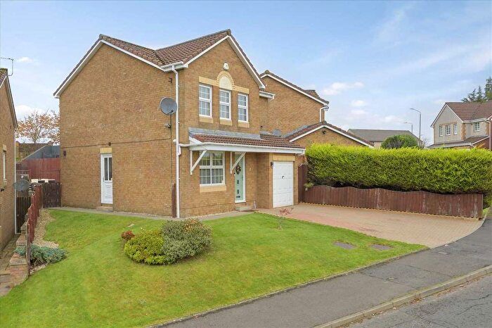 4 Bedroom Detached House For Sale In James Smith Avenue, FK2