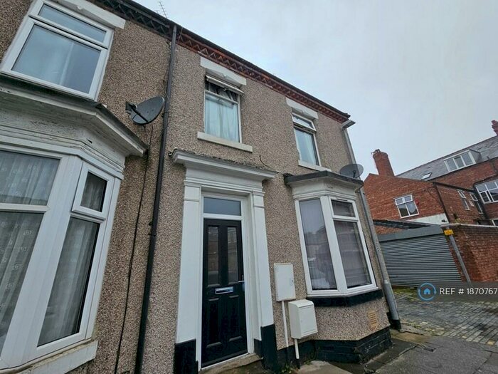 2 Bedroom Flat To Rent In Outram Street, Darlington, DL3