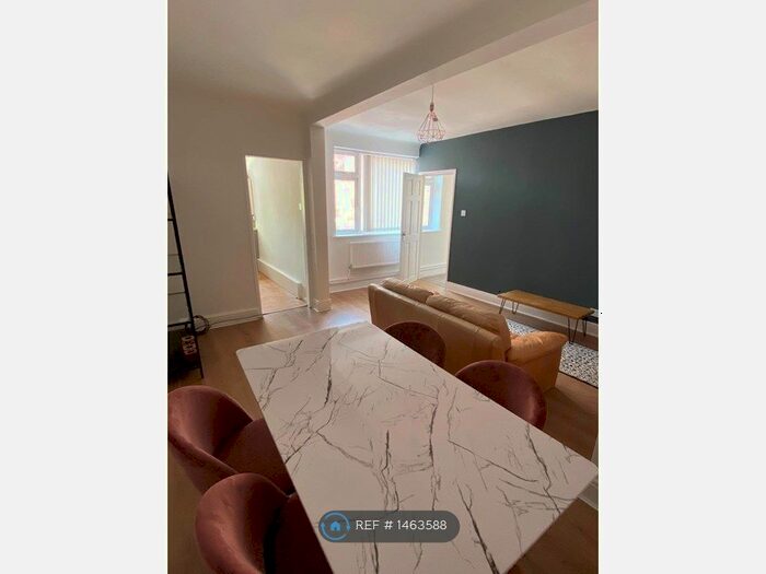 1 Bedroom Flat To Rent In Manley Court, Manchester, M16