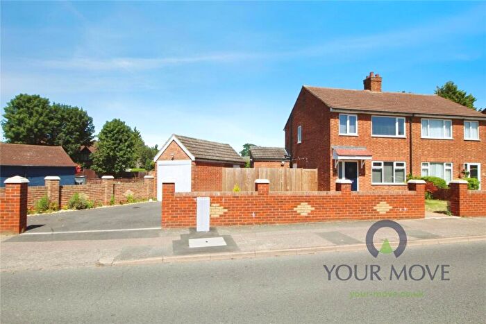 3 Bedroom Semi-Detached House For Sale In Chantry Road, Kempston, Bedford, Bedfordshire, MK42