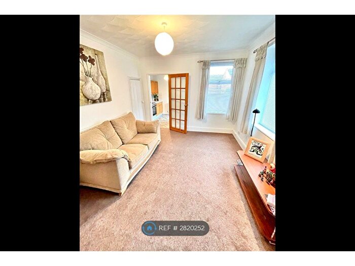 1 Bedroom Flat To Rent In Old Town, Swindon, SN1