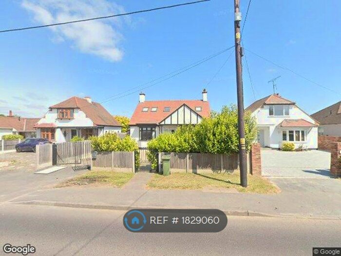 5 Bedroom Detached House To Rent In Southend Road, Rochford, SS4