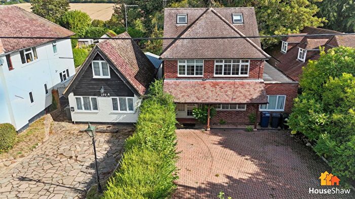 5 Bedroom Detached House For Sale In Chartridge Lane, Chesham, HP5