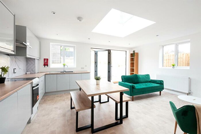 4 Bedroom Semi-Detached House To Rent In East Close, Bath, BA2