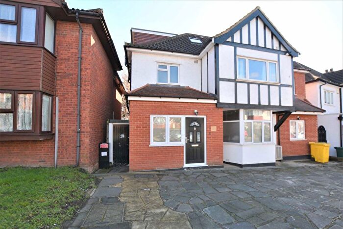 1 Bedroom Flat To Rent In Rundell Crescent, London, NW4