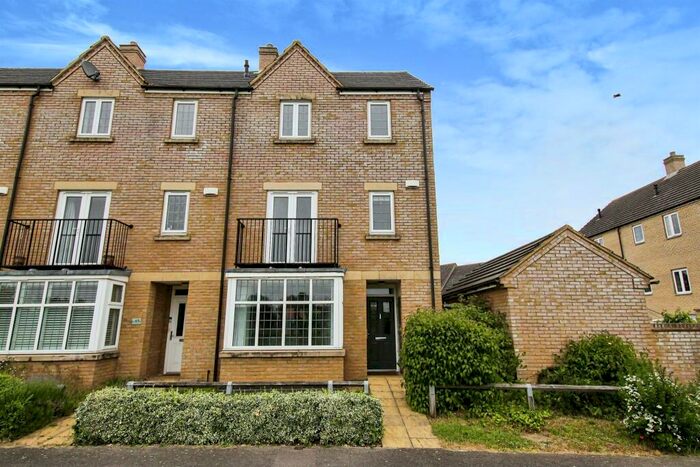 4 Bedroom End Of Terrace House For Sale In Gateway Gardens, Ely, CB6