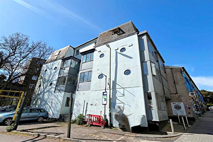 2 Bedroom Flat To Rent In Bournemouth, BH2