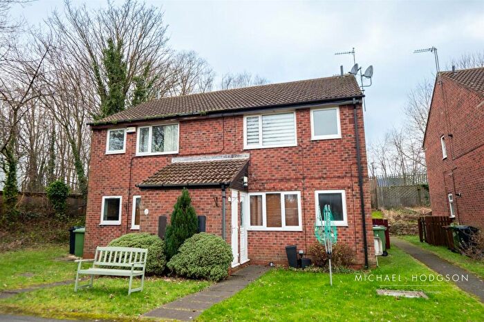1 Bedroom Flat For Sale In Tarn Drive, Grangetown, Sunderland, SR2