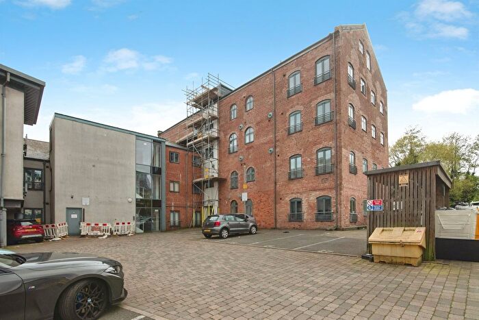 1 Bedroom Flat For Sale In Wolverhampton Street, Walsall, WS2
