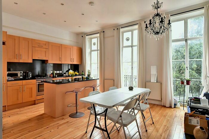 1 Bedroom Flat To Rent In Camberwell Grove, SE5