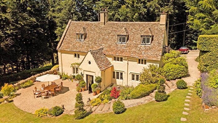 6 Bedroom Detached House For Sale In Lower Littleworth, Amberley, Stroud, GL5