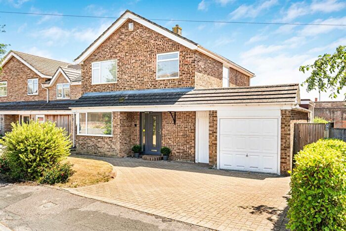 4 Bedroom House For Sale In Beechtree Avenue, Marlow Bottom, SL7