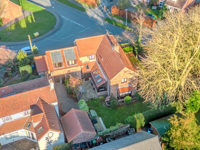 4 Bedroom Detached House For Sale In Lob Lane, Stamford Bridge, York, YO41