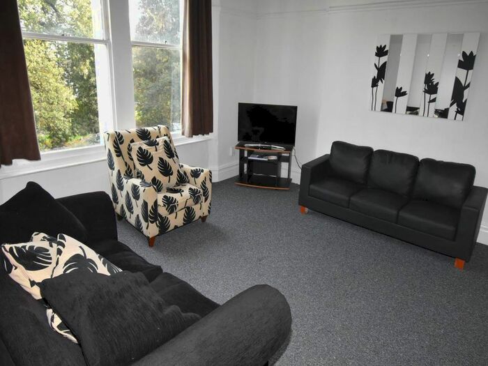 1 Bedroom Flat To Rent In St James Crescent, Uplands, Swansea, SA1