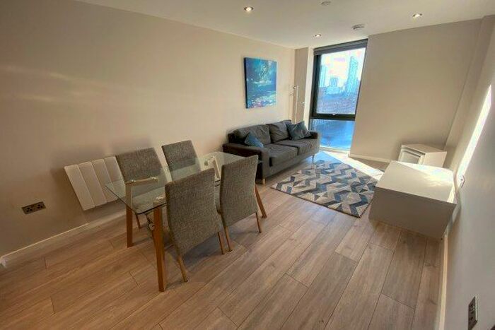 2 Bedroom Flat To Rent In Park Central, Liverpool, L3