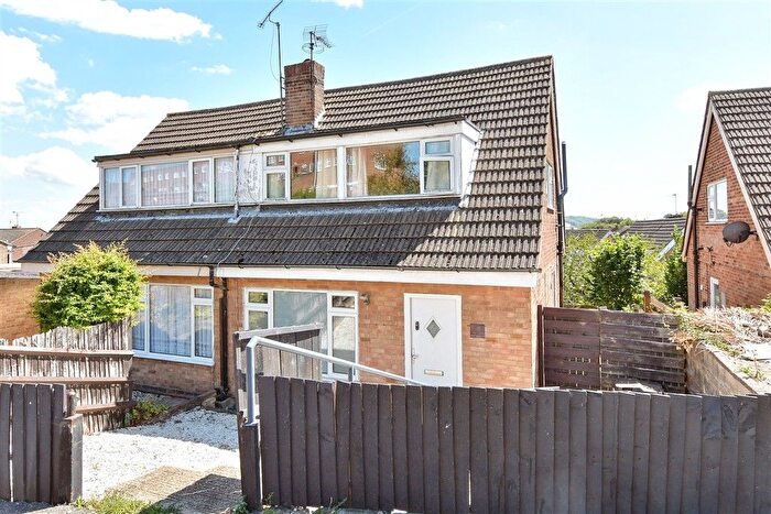 2 Bedroom Semi-detached House For Sale In Merrals Wood Road, Strood, Rochester, Kent, ME2