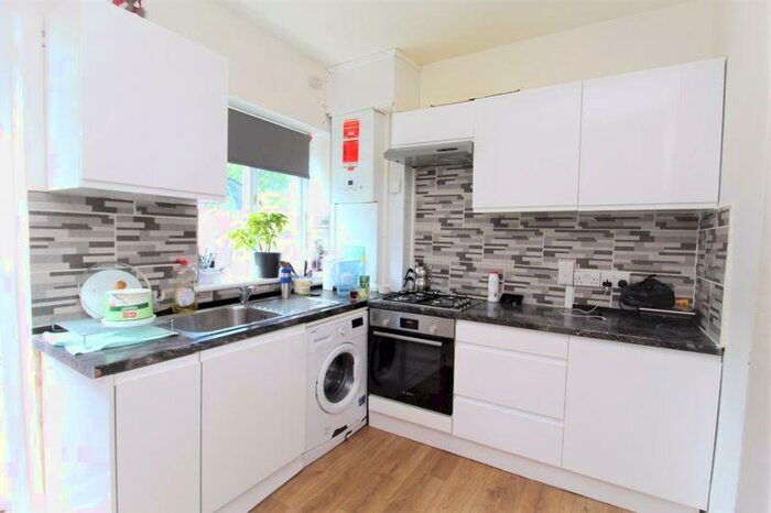 2 Bedroom Detached House To Rent In Tower Gardens Road, London, N17