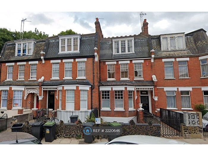 2 Bedroom Flat To Rent In Milton Park, London, N6