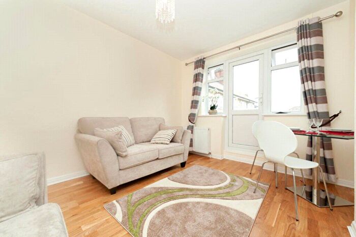 2 Bedroom Apartment To Rent In Wilton Road, Muswell Hill, London, N10