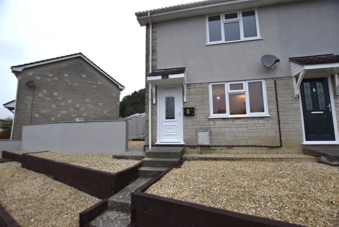 2 Bedroom End Of Terrace House To Rent In Stoneable Road, Radstock, Somerset, BA3