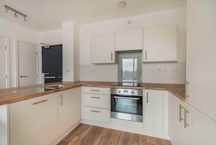 2 Bedroom Flat To Rent In Apartment, The Wullcomb, Highcross Street, , Furnished, LE1