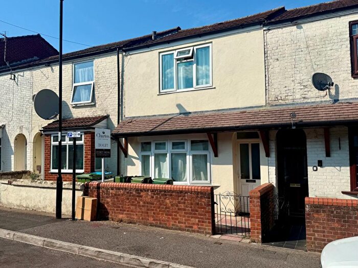 2 Bedroom Terraced House To Rent In Bullar Street, Southampton, Hampshire, SO14