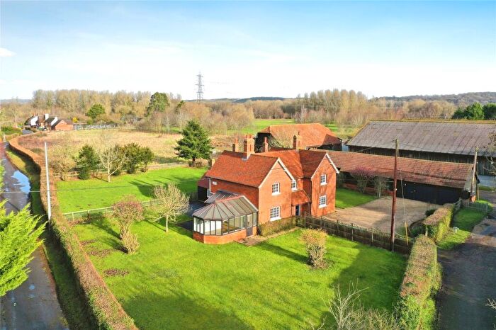 4 Bedroom Detached House To Rent In North Street, Theale, Reading, Berkshire, RG7