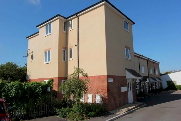1 Bedroom Flat To Rent In Garfield Road, St. George, Bristol, BS5