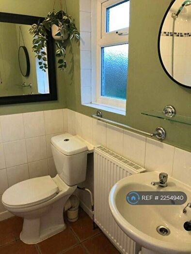 2 Bedroom Flat To Rent In Cranbrook Road, Bristol, BS6