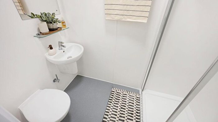 Studio To Rent In St. Vincent Street, Glasgow, G2