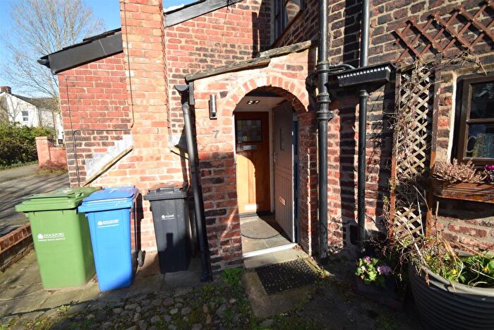 1 Bedroom House To Rent In Offerton Fold, Stockport, SK2