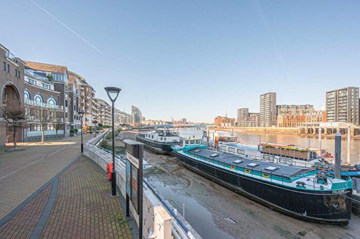 1 Bedroom Flat For Sale In The Wharf Collection, Battersea, London, SW11