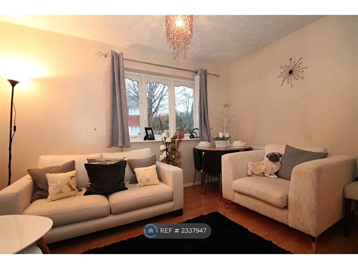 1 Bedroom End Of Terrace House To Rent In Haining Gardens, Mytchett, Camberley, GU16