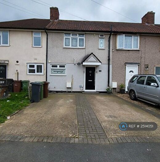 3 Bedroom Terraced House To Rent In Dagenham, Dagenham, RM8