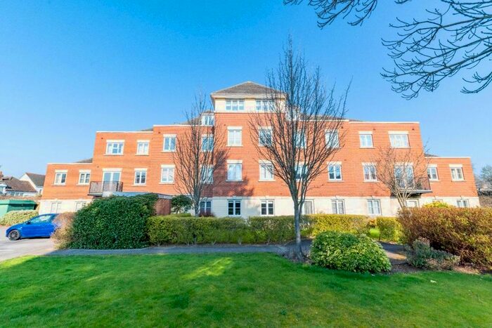 1 Bedroom Flat To Rent In Blackwater, Camberley, GU17