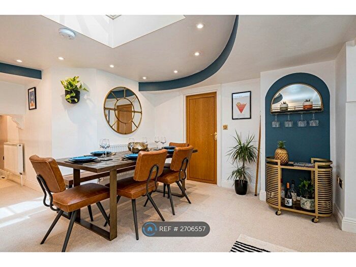 2 Bedroom Flat To Rent In Owls Road, Bournemouth, BH5