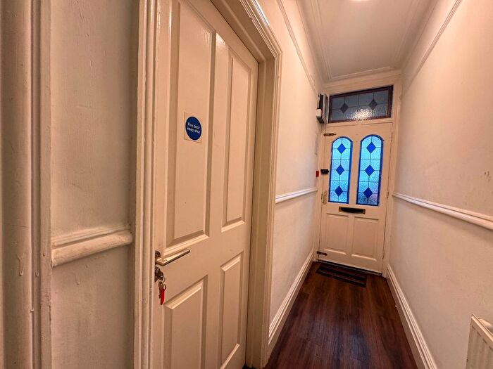 6 Bedroom Terraced House To Rent In Bellclose Road, West Drayton, UB7