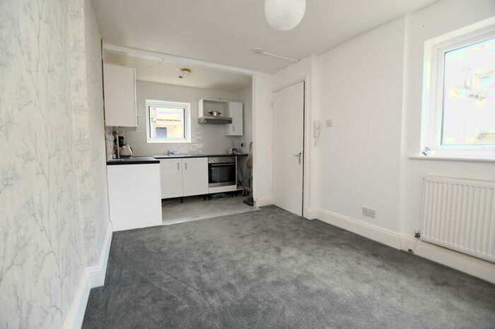 1 Bedroom Flat To Rent In Hopkins Street, Weston-Super-Mare, BS23