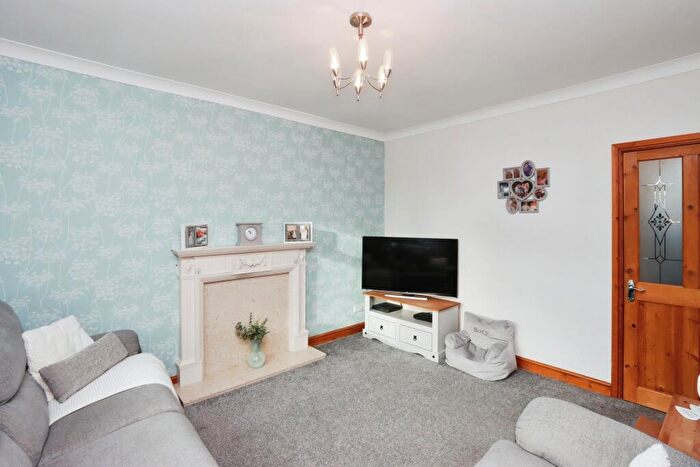 2 Bedroom End Of Terrace House For Sale In Chestnut Avenue, Sheffield, South Yorkshire, S9