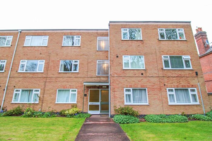 2 Bedroom Flat To Rent In Calbri Court, Leicester, LE2