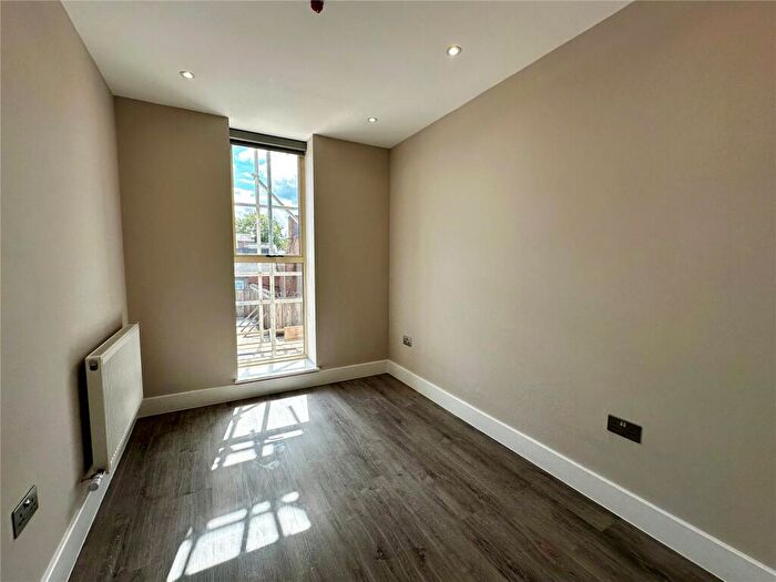 2 Bedroom Apartment To Rent In Friar Street, Reading, Berkshire, RG1