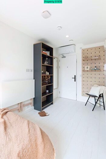 Studio To Rent In Node, Limehouse, E14 - Photo 3