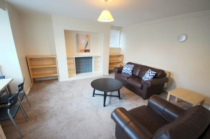 1 Bedroom Flat To Rent In Fairfax Road, Leeds, West Yorkshire, LS11